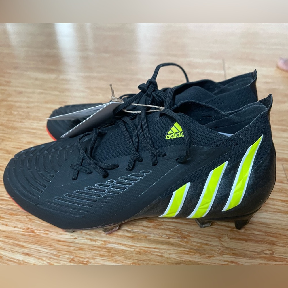 Adidas Predator Edge.1 L FG Soccer Cleats Black Red GW1023 Men's 5.5 Women's 6.5